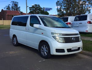 Picture of Thomas’ 2001 Nissan Elgrand 