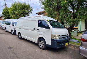 Picture of Rabii’s 2005 Toyota Hiace 