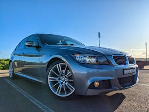 Picture of Johannes’ 2011 BMW 3 Series 320i