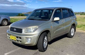 Picture of Manuel’s 2003 Toyota Rav4 