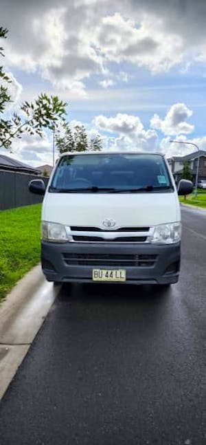 Picture of Kevin’s 2013 Toyota Hiace 