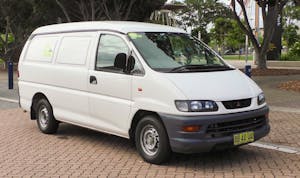 Picture of Roy’s 2005 Mitsubishi Express 