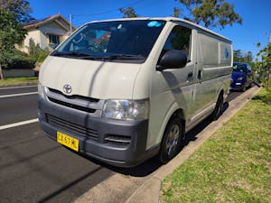 Picture of Jacky’s 2009 Toyota Hiace 