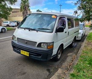 Picture of Rabii’s 2003 Toyota Hiace 