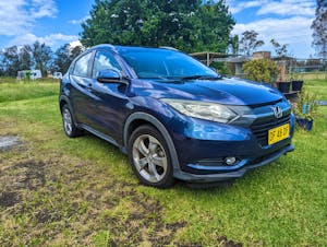 Picture of Srijana’s 2015 Honda HR-V VTi-S