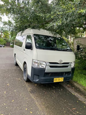 Picture of ZHIBIN’s 2014 Toyota Hiace Commuter