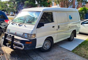 Picture of Jose’s 2010 Mitsubishi Express 