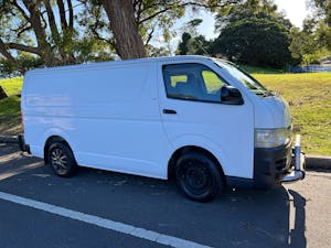 Picture of Benjamin’s 2007 Toyota Hiace VVTi